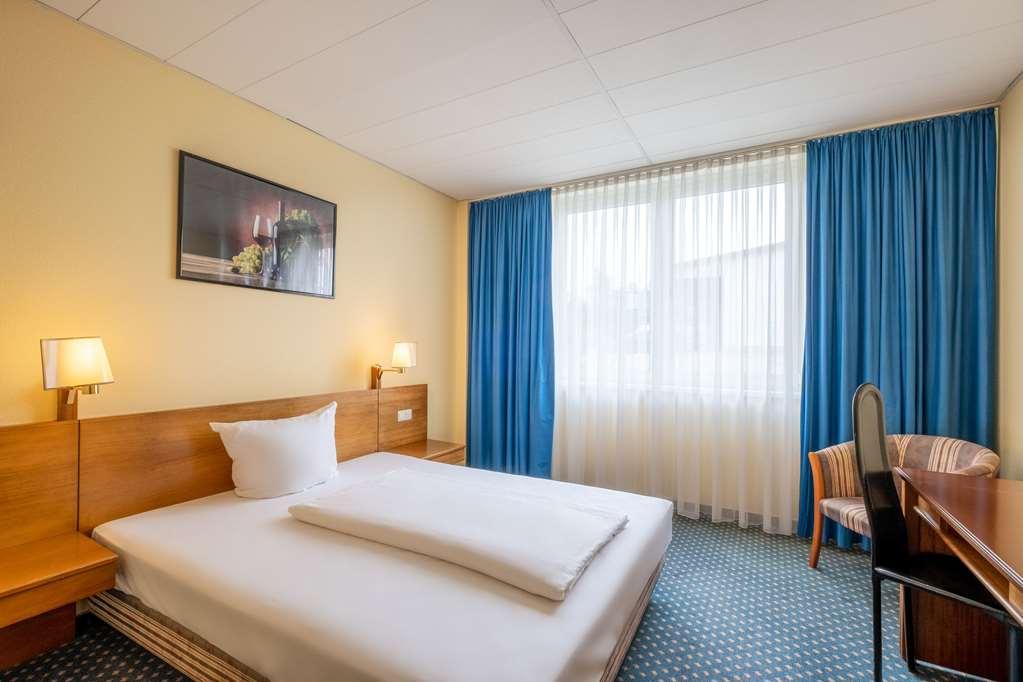 Quick Hotel Dresden West Kesselsdorf Zimmer foto